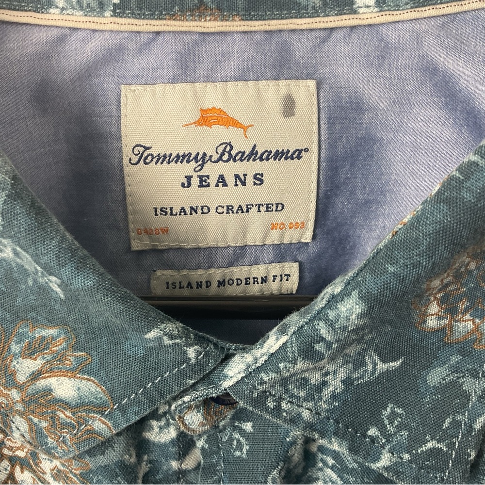 Pre-Owned Tommy Bahama Jeans Men’s Floral  Short Sleeve Button Up Shirt, Size XL - Picture 3 of 12